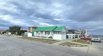VENTA CASA ESQUINA CHILOÉ CON CAP. SERRANO