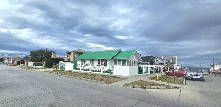 VENTA CASA ESQUINA CHILOÉ CON CAP. SERRANO