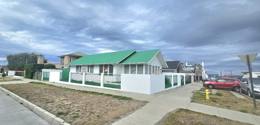 VENTA CASA ESQUINA CHILOÉ CON CAP. SERRANO