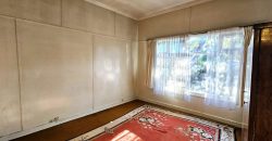 Casa con amplio sitio Av Bulnes