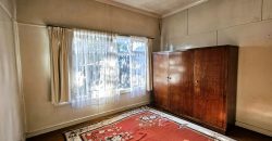 Casa con amplio sitio Av Bulnes