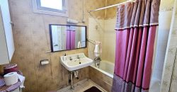 Casa con amplio sitio Av Bulnes