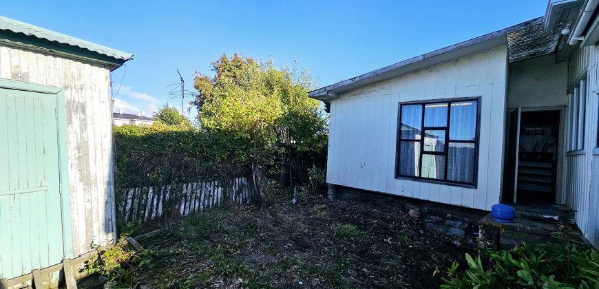 Casa con amplio sitio Av Bulnes