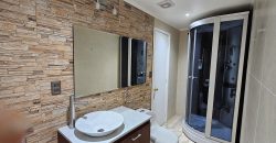 Arrendada propiedad Villa split