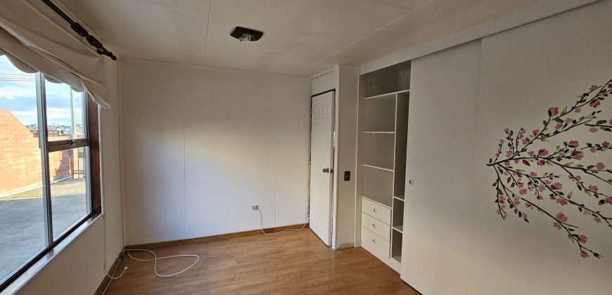 Arrendada propiedad Villa split