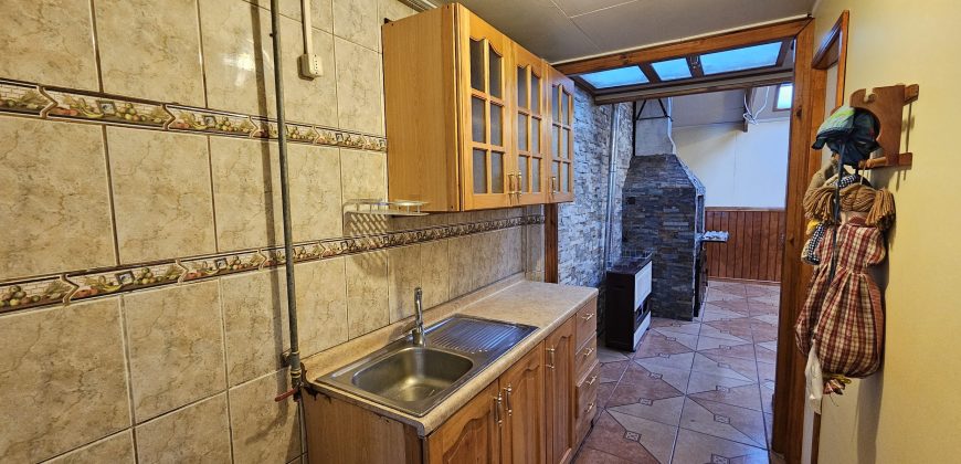 Arrendada propiedad Villa split