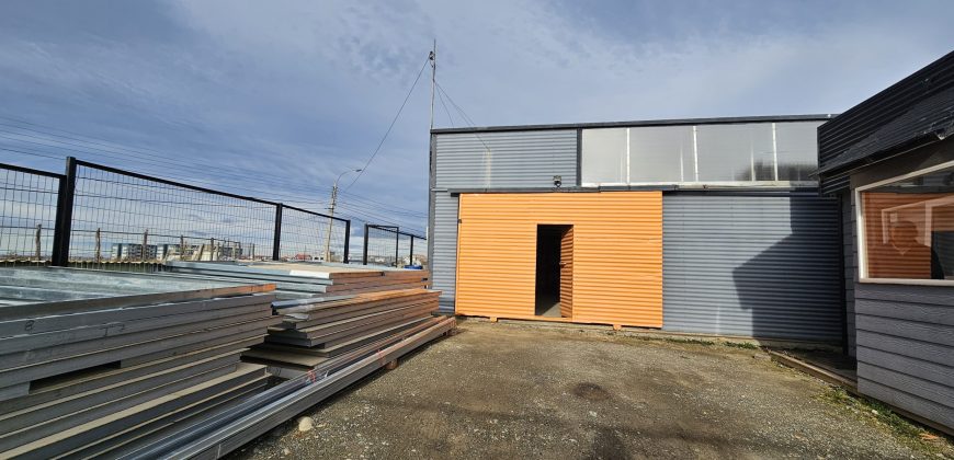 ARRENDADA Bodega con oficina
