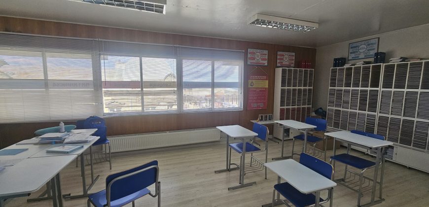 ARRENDADA/Oficina Dúplex Ed Roca