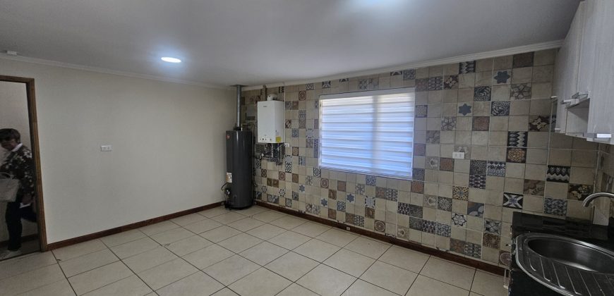 ARRENDADA/ Amplia Casa en Manuel Rodríguez