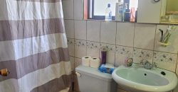 VENTA habitacional y comercial en Rómulo Correa con Circunvalación