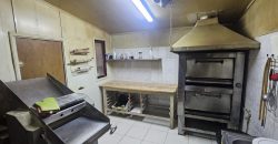 VENTA habitacional y comercial en Rómulo Correa con Circunvalación