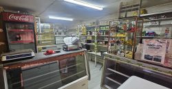 VENTA habitacional y comercial en Rómulo Correa con Circunvalación