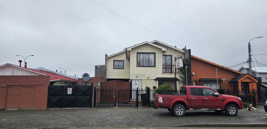 VENTA habitacional y comercial en Rómulo Correa con Circunvalación