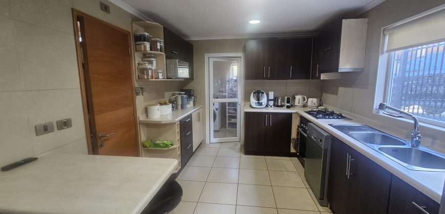 ARRIENDO/VENTA ALTOS DEL BOSQUE