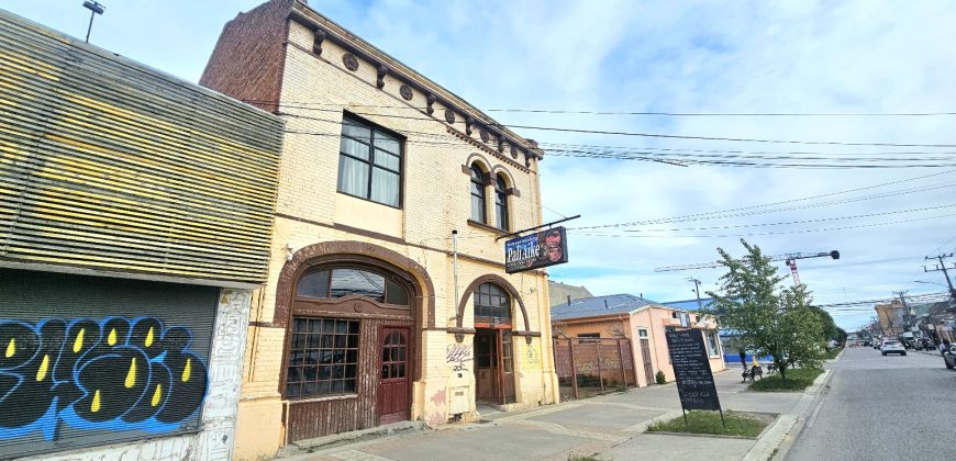 Disponible/Arriendo Restoran central